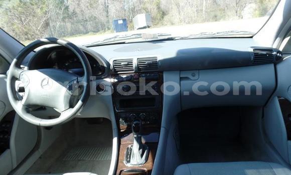 Acheter Occasion Voiture Mercedes-Benz C–Class Noir à Kigali, Rwanda Acheter Occasion Voiture Mercedes-Benz C–Class Noir à Kigali, Rwanda