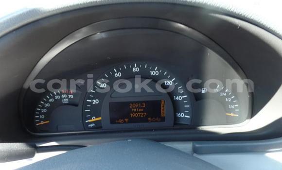 Acheter Occasion Voiture Mercedes-Benz C–Class Noir à Kigali, Rwanda Acheter Occasion Voiture Mercedes-Benz C–Class Noir à Kigali, Rwanda