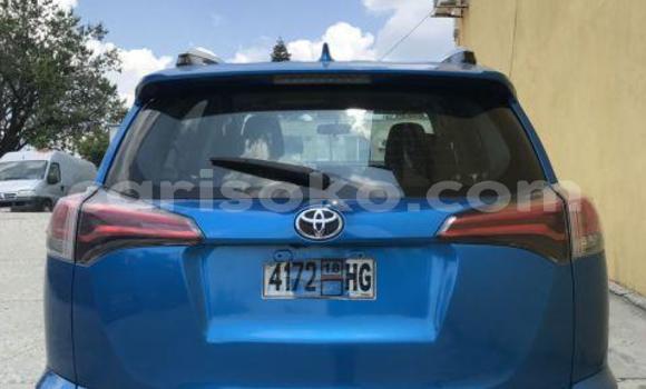 Acheter Occasion Voiture Toyota RAV4 Bleu à Kigali, Rwanda Acheter Occasion Voiture Toyota RAV4 Bleu à Kigali, Rwanda