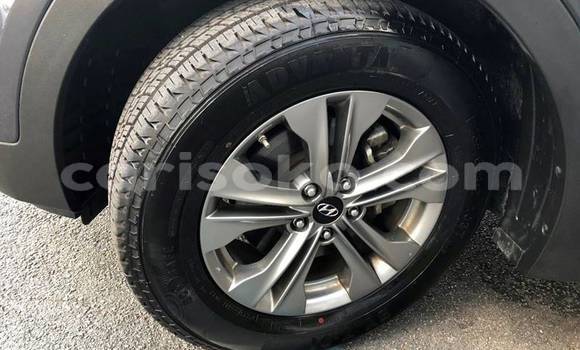 Acheter Occasion Voiture Hyundai Santa Fe Noir à Kigali, Rwanda Acheter Occasion Voiture Hyundai Santa Fe Noir à Kigali, Rwanda