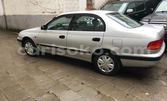 Acheter Occasion Voiture Toyota Carina Noir à Kigali, Rwanda Acheter Occasion Voiture Toyota Carina Noir à Kigali, Rwanda