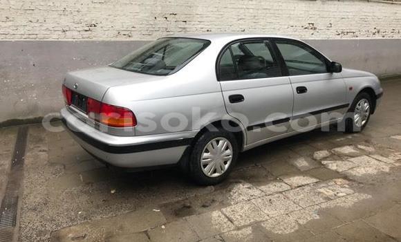 Acheter Occasion Voiture Toyota Carina Noir à Kigali, Rwanda Acheter Occasion Voiture Toyota Carina Noir à Kigali, Rwanda
