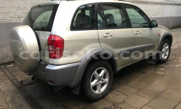 Acheter Occasion Voiture Toyota RAV4 Marron à Kigali, Rwanda Acheter Occasion Voiture Toyota RAV4 Marron à Kigali, Rwanda