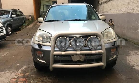 Acheter Occasion Voiture Toyota RAV4 Marron à Kigali, Rwanda Acheter Occasion Voiture Toyota RAV4 Marron à Kigali, Rwanda