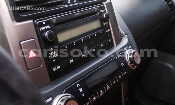 Acheter Import Voiture Toyota Prado Blanc à Import - Dubai, Rwanda Acheter Import Voiture Toyota Prado Blanc à Import - Dubai, Rwanda