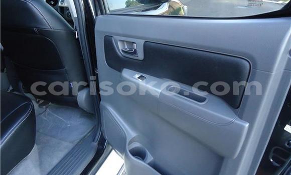 Acheter Occasion Voiture Toyota Hilux Noir à Kigali, Rwanda Acheter Occasion Voiture Toyota Hilux Noir à Kigali, Rwanda