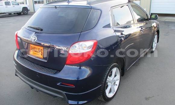 Acheter Occasion Voiture Toyota Matrix Noir à Kigali, Rwanda Acheter Occasion Voiture Toyota Matrix Noir à Kigali, Rwanda