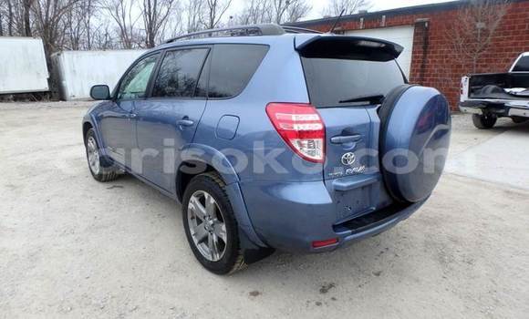 Acheter Occasion Voiture Toyota RAV4 Beige à Kigali, Rwanda Acheter Occasion Voiture Toyota RAV4 Beige à Kigali, Rwanda