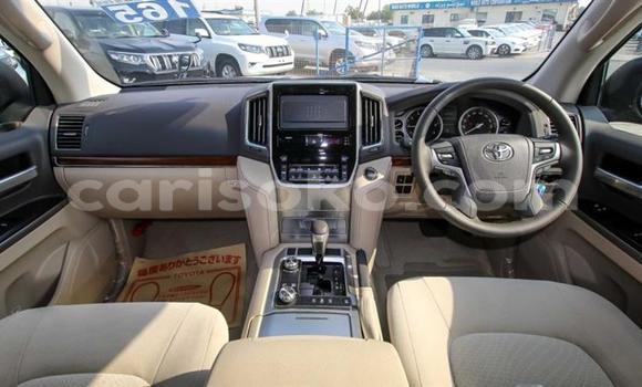 Buy New Toyota Land Cruiser Black Car in Bokwango in Rwanda Buy New Toyota Land Cruiser Black Car in Bokwango in Rwanda