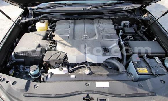 Buy New Toyota Land Cruiser Black Car in Bokwango in Rwanda Buy New Toyota Land Cruiser Black Car in Bokwango in Rwanda