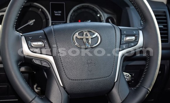Buy New Toyota Land Cruiser White Car in Bokwango in Rwanda Buy New Toyota Land Cruiser White Car in Bokwango in Rwanda