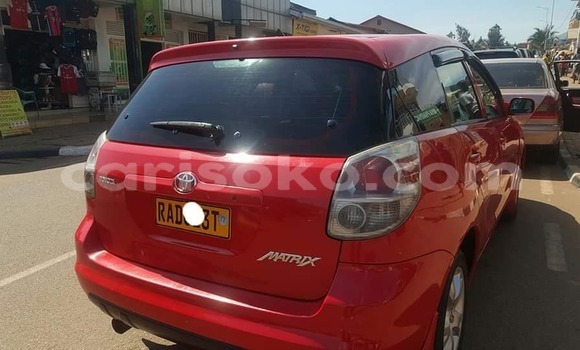 Sayi Na hannu Toyota Matrix Rouge Mota in Kigali a Rwanda Sayi Na hannu Toyota Matrix Rouge Mota in Kigali a Rwanda
