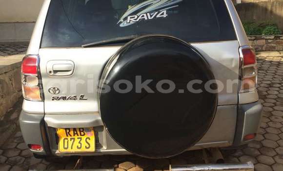Sayi Na hannu Toyota RAV4 Gris Mota in Kigali a Rwanda Sayi Na hannu Toyota RAV4 Gris Mota in Kigali a Rwanda