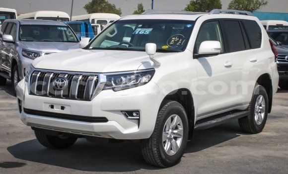 Buy New Toyota Prado White Car in Bokwango in Rwanda Buy New Toyota Prado White Car in Bokwango in Rwanda