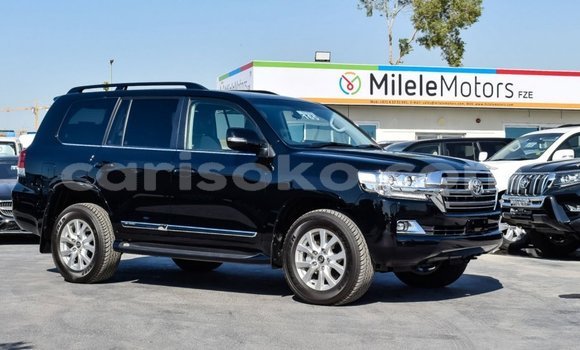 Buy New Toyota Land Cruiser Black Car in Butare in Butare Buy New Toyota Land Cruiser Black Car in Butare in Butare