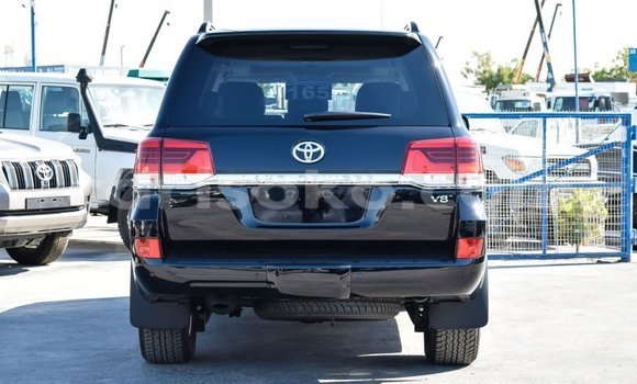 Buy New Toyota Land Cruiser Black Car in Butare in Butare Buy New Toyota Land Cruiser Black Car in Butare in Butare
