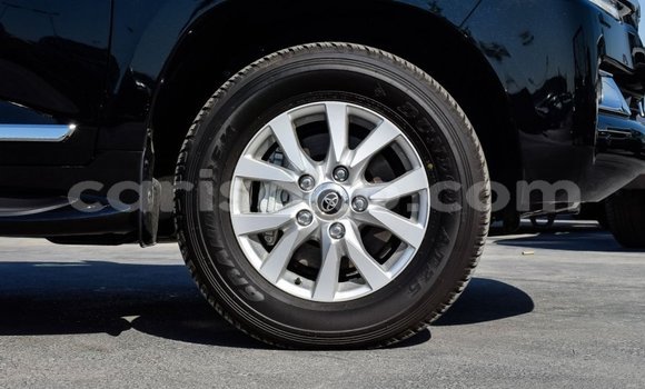 Buy New Toyota Land Cruiser Black Car in Butare in Butare Buy New Toyota Land Cruiser Black Car in Butare in Butare