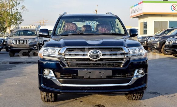 Buy New Toyota Land Cruiser Black Car in Bokwango in Rwanda Buy New Toyota Land Cruiser Black Car in Bokwango in Rwanda