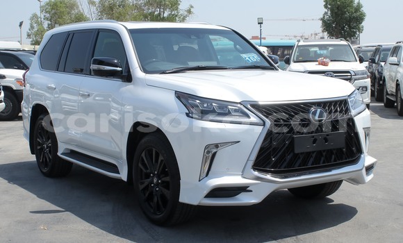 Buy New Lexus LX 570 White Car in Bokwango in Rwanda Buy New Lexus LX 570 White Car in Bokwango in Rwanda
