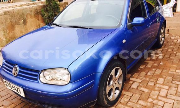 Acheter Occasion Voiture Volkswagen Golf Bleu à Kigali au Rwanda Acheter Occasion Voiture Volkswagen Golf Bleu à Kigali au Rwanda