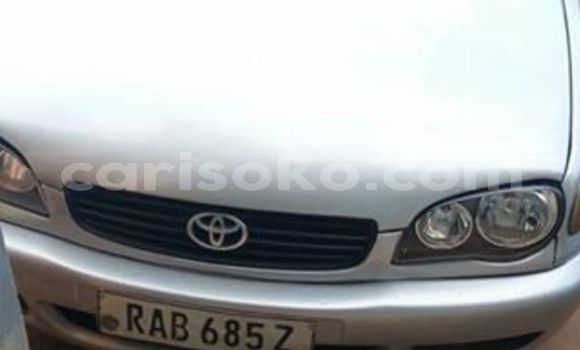 Sayi Na hannu Toyota Corolla Blanc Mota in Kigali a Rwanda Sayi Na hannu Toyota Corolla Blanc Mota in Kigali a Rwanda