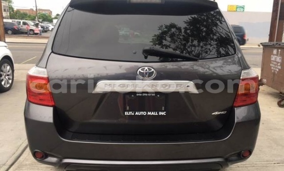 اشتري مستعمل Toyota Highlander Noir سيارة في Kigali في Rwanda اشتري مستعمل Toyota Highlander Noir سيارة في Kigali في Rwanda