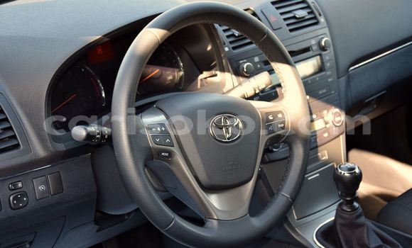 اشتري مستعمل Toyota Avensis Gris سيارة في Kigali في Rwanda اشتري مستعمل Toyota Avensis Gris سيارة في Kigali في Rwanda