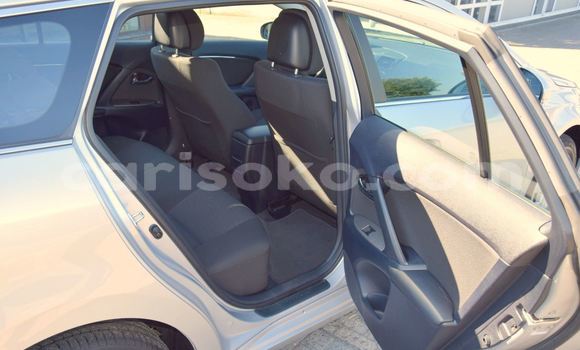 اشتري مستعمل Toyota Avensis Gris سيارة في Kigali في Rwanda اشتري مستعمل Toyota Avensis Gris سيارة في Kigali في Rwanda