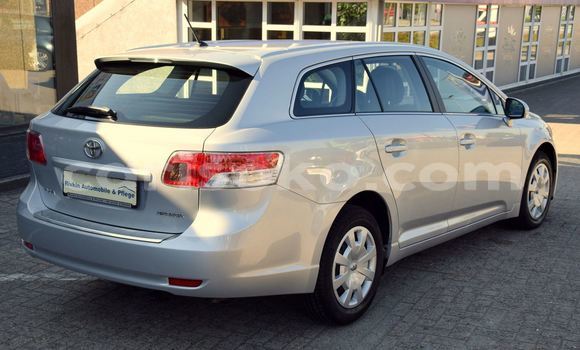 اشتري مستعمل Toyota Avensis Gris سيارة في Kigali في Rwanda اشتري مستعمل Toyota Avensis Gris سيارة في Kigali في Rwanda
