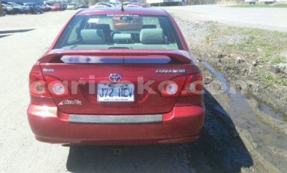 Acheter Occasion Voiture Toyota Corolla Rouge à Kigali, Rwanda Acheter Occasion Voiture Toyota Corolla Rouge à Kigali, Rwanda