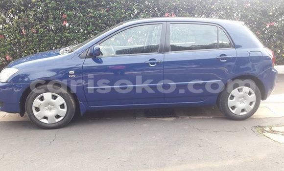 Acheter Occasion Voiture Toyota Corolla Bleu à Kigali au Rwanda Acheter Occasion Voiture Toyota Corolla Bleu à Kigali au Rwanda
