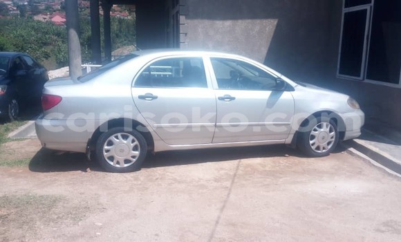 Sayi Na hannu Toyota Corolla Gris Mota in Kigali a Rwanda Sayi Na hannu Toyota Corolla Gris Mota in Kigali a Rwanda