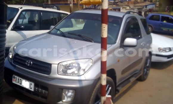 Sayi Na hannu Toyota RAV4 Gris Mota in Kigali a Rwanda Sayi Na hannu Toyota RAV4 Gris Mota in Kigali a Rwanda