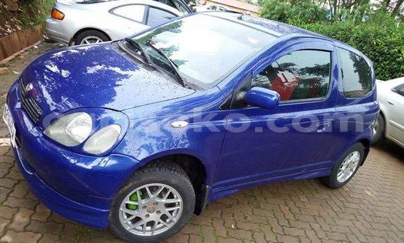 Acheter Occasion Voiture Toyota Vitz Bleu à Kigali, Rwanda Acheter Occasion Voiture Toyota Vitz Bleu à Kigali, Rwanda