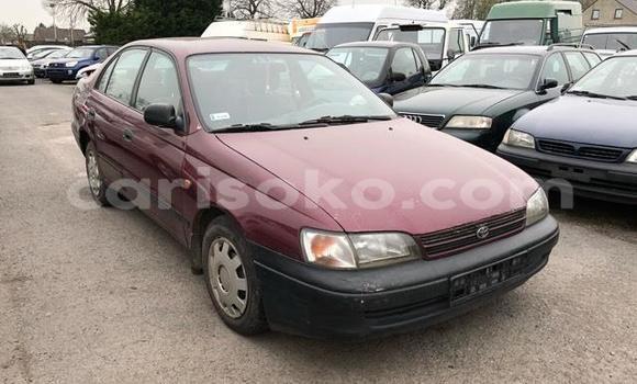 Acheter Occasion Voiture Toyota Carina Vert à Kigali au Rwanda Acheter Occasion Voiture Toyota Carina Vert à Kigali au Rwanda