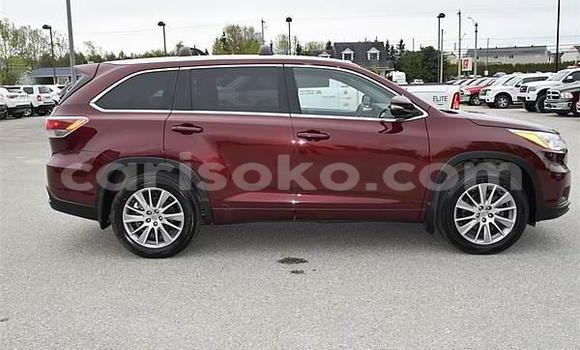 Sayi Na hannu Toyota Highlander Rouge Mota in Kigali a Rwanda Sayi Na hannu Toyota Highlander Rouge Mota in Kigali a Rwanda
