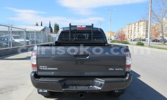 Sayi Na hannu Toyota Tacoma Noir Mota in Kigali a Rwanda Sayi Na hannu Toyota Tacoma Noir Mota in Kigali a Rwanda