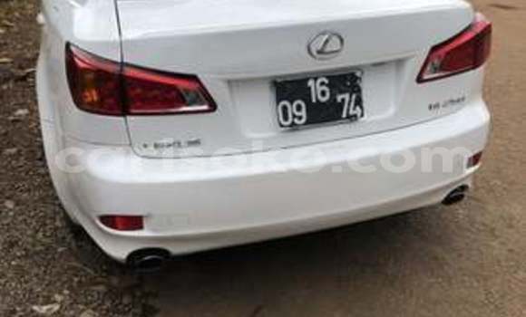 Sayi Na hannu Toyota RAV4 Beige Mota in Kigali a Rwanda Sayi Na hannu Toyota RAV4 Beige Mota in Kigali a Rwanda