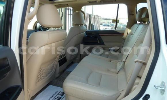 Buy Used Toyota Land Cruiser White Car in Kigali in Rwanda Buy Used Toyota Land Cruiser White Car in Kigali in Rwanda