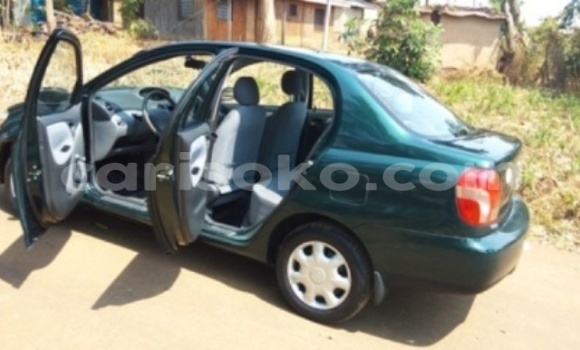 Acheter Occasion Voiture Toyota Echo à Kigali, Rwanda Acheter Occasion Voiture Toyota Echo à Kigali, Rwanda