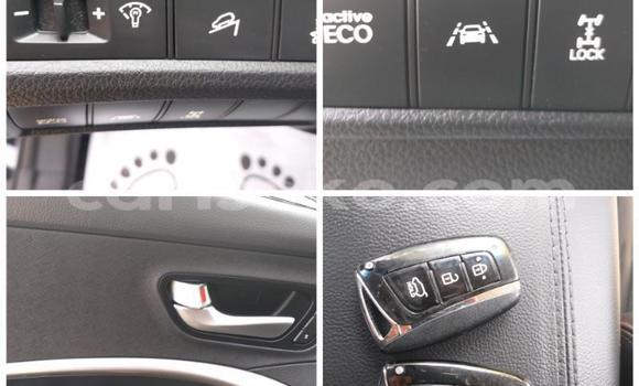 اشتري مستعمل Hyundai Santa Fe Noir سيارة في Kigali في Rwanda اشتري مستعمل Hyundai Santa Fe Noir سيارة في Kigali في Rwanda