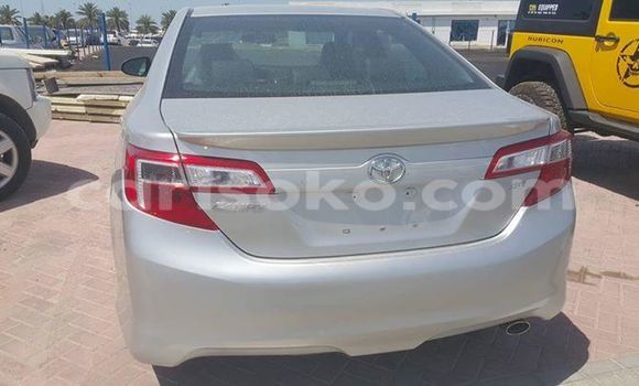 Acheter Occasion Voiture Toyota Camry Gris à Gicumbi, Rwanda Acheter Occasion Voiture Toyota Camry Gris à Gicumbi, Rwanda