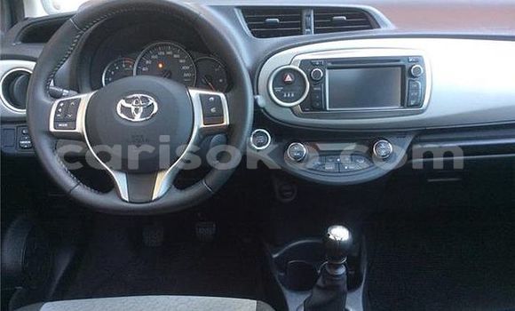 Acheter Occasion Voiture Toyota Yaris Bleu à Kigali, Rwanda Acheter Occasion Voiture Toyota Yaris Bleu à Kigali, Rwanda