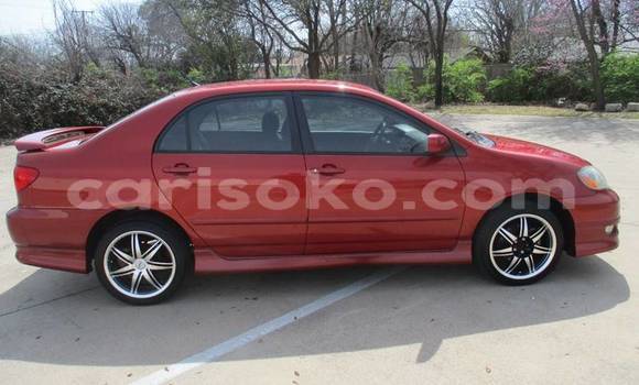 Acheter Occasion Voiture Toyota Corolla Rouge à Kigali, Rwanda Acheter Occasion Voiture Toyota Corolla Rouge à Kigali, Rwanda
