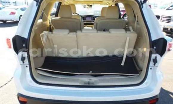 اشتري مستعمل Toyota Highlander Blanc سيارة في Gicumbi في Rwanda اشتري مستعمل Toyota Highlander Blanc سيارة في Gicumbi في Rwanda