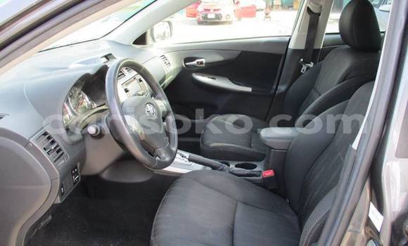 Acheter Occasion Voiture Toyota Corolla Noir à Kigali, Rwanda Acheter Occasion Voiture Toyota Corolla Noir à Kigali, Rwanda