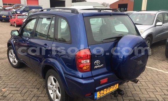 Acheter Occasion Voiture Toyota RAV4 Bleu à Kigali, Rwanda Acheter Occasion Voiture Toyota RAV4 Bleu à Kigali, Rwanda
