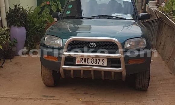 Buy Used Toyota RAV4 Green Car in Kigali in Rwanda Buy Used Toyota RAV4 Green Car in Kigali in Rwanda