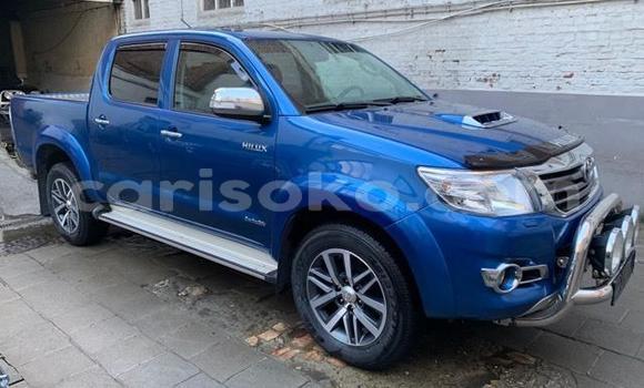 Buy Used Toyota Hilux Blue Car in Kigali in Rwanda Buy Used Toyota Hilux Blue Car in Kigali in Rwanda