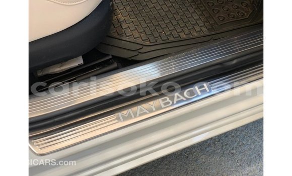 Acheter Import Voiture Mercedes-Benz 190 Blanc à Import - Dubai, Rwanda Acheter Import Voiture Mercedes-Benz 190 Blanc à Import - Dubai, Rwanda